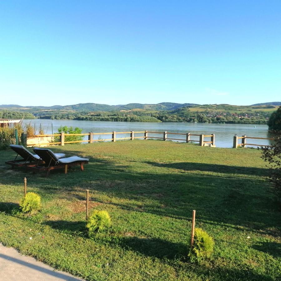 Captain'S House By The Danube River Cerevic Exterior foto